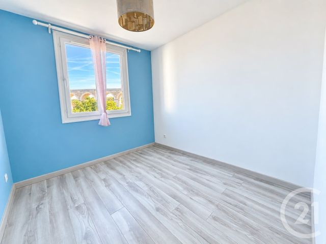 Appartement F3 bis à vendre - 3 pièces - 58.78 m2 - AVON - 77 - ILE-DE-FRANCE - Century 21 Parc & Château