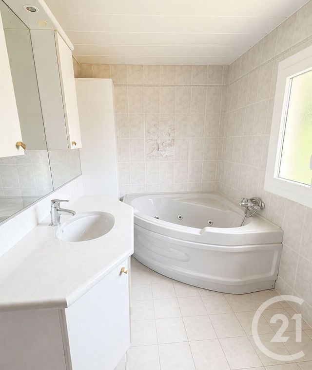 maison à vendre - 7 pièces - 179.63 m2 - ST MARTIN EN BIERE - 77 - ILE-DE-FRANCE - Century 21 Parc & Château