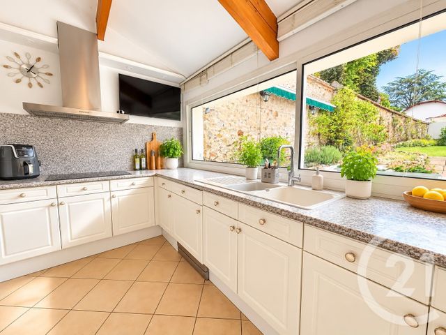maison à vendre - 7 pièces - 201.55 m2 - SAMOREAU - 77 - ILE-DE-FRANCE - Century 21 Parc & Château
