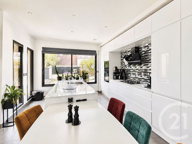 maison à vendre - 6 pièces - 170.0 m2 - BOIS LE ROI - 77 - ILE-DE-FRANCE - Century 21 Parc & Château