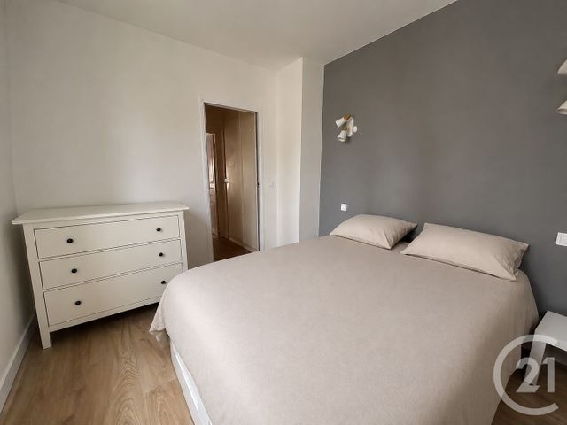 maison à vendre - 7 pièces - 86.77 m2 - FONTAINEBLEAU - 77 - ILE-DE-FRANCE - Century 21 Parc & Château