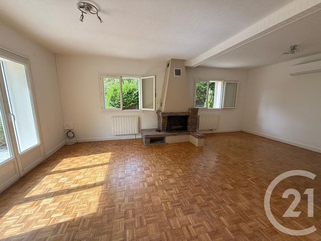 Appartement à vendre - 4 pièces - 102.0 m2 - VULAINES SUR SEINE - 77 - ILE-DE-FRANCE - Century 21 Parc & Château