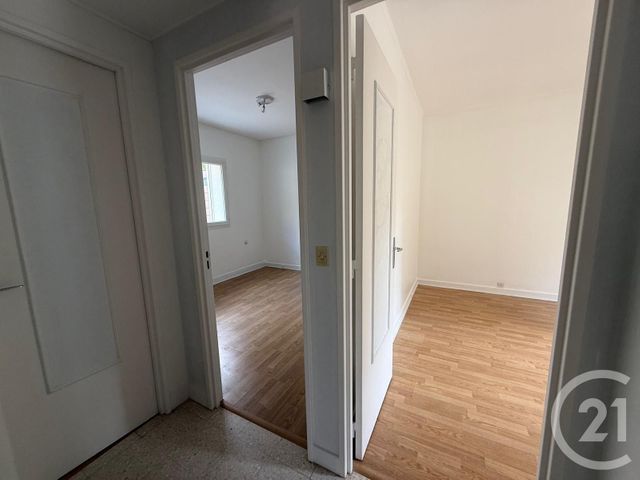 Appartement à vendre - 4 pièces - 102.0 m2 - VULAINES SUR SEINE - 77 - ILE-DE-FRANCE - Century 21 Parc & Château
