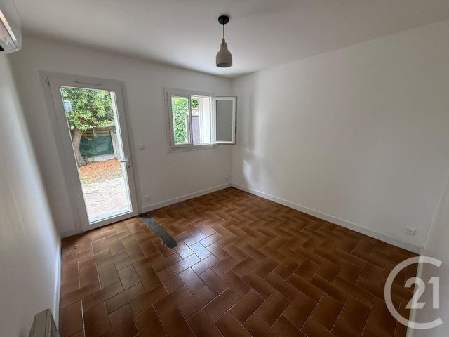 Appartement à vendre - 4 pièces - 102.0 m2 - VULAINES SUR SEINE - 77 - ILE-DE-FRANCE - Century 21 Parc & Château