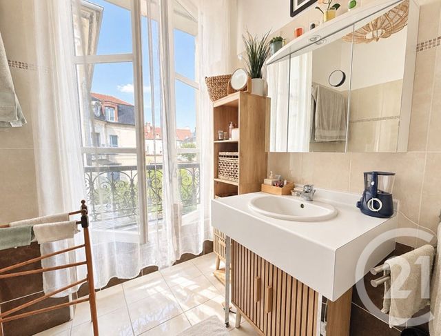 maison à vendre - 5 pièces - 198.48 m2 - FONTAINEBLEAU - 77 - ILE-DE-FRANCE - Century 21 Parc & Château