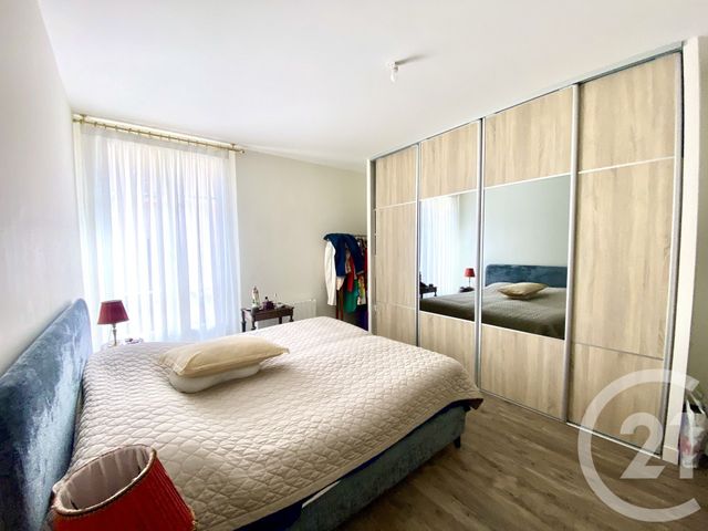 Appartement à vendre - 3 pièces - 54.53 m2 - FONTAINEBLEAU - 77 - ILE-DE-FRANCE - Century 21 Parc & Château