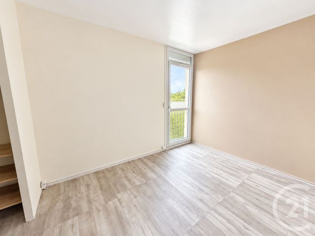 Appartement F4 à vendre - 4 pièces - 69.79 m2 - AVON - 77 - ILE-DE-FRANCE - Century 21 Parc & Château