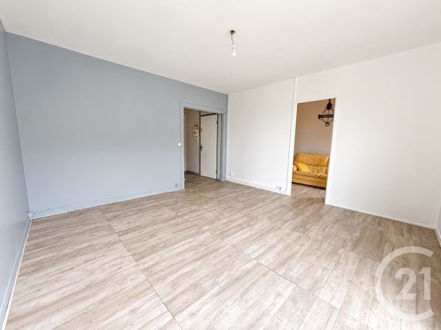 Appartement F4 à vendre - 4 pièces - 69.79 m2 - AVON - 77 - ILE-DE-FRANCE - Century 21 Parc & Château
