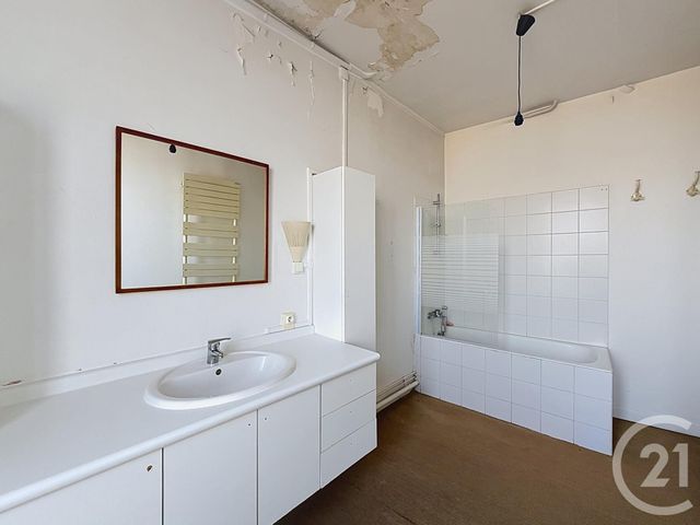 Appartement F4 à vendre - 4 pièces - 103.27 m2 - FONTAINEBLEAU - 77 - ILE-DE-FRANCE - Century 21 Parc & Château