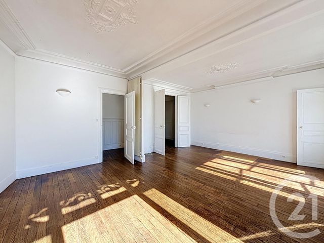 Appartement F4 à vendre - 4 pièces - 103.27 m2 - FONTAINEBLEAU - 77 - ILE-DE-FRANCE - Century 21 Parc & Château