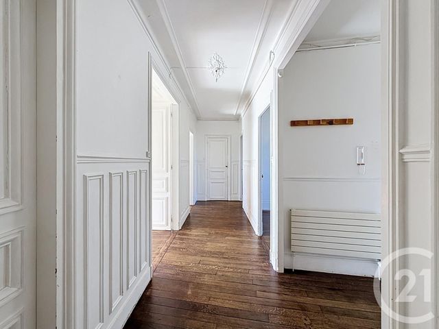 Appartement F4 à vendre - 4 pièces - 103.27 m2 - FONTAINEBLEAU - 77 - ILE-DE-FRANCE - Century 21 Parc & Château