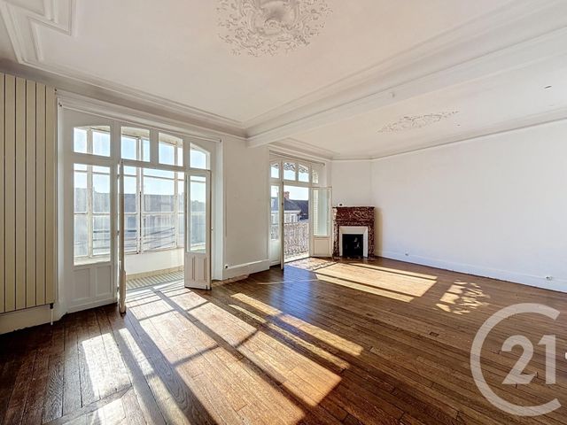 Appartement F4 à vendre - 4 pièces - 103.27 m2 - FONTAINEBLEAU - 77 - ILE-DE-FRANCE - Century 21 Parc & Château