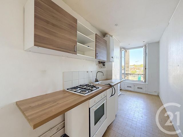 Appartement F4 à vendre - 4 pièces - 103.27 m2 - FONTAINEBLEAU - 77 - ILE-DE-FRANCE - Century 21 Parc & Château