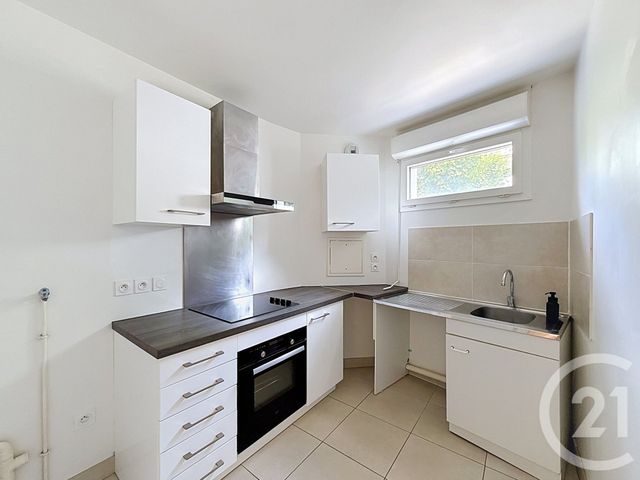 Appartement F4 à vendre - 4 pièces - 79.59 m2 - FONTAINEBLEAU - 77 - ILE-DE-FRANCE - Century 21 Parc & Château