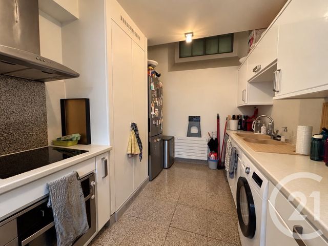 Appartement F4 à vendre - 4 pièces - 97.6 m2 - FONTAINEBLEAU - 77 - ILE-DE-FRANCE - Century 21 Parc & Château