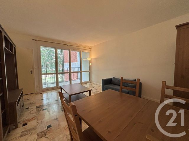 Appartement F2 à vendre - 2 pièces - 54.17 m2 - AVON - 77 - ILE-DE-FRANCE - Century 21 Parc & Château