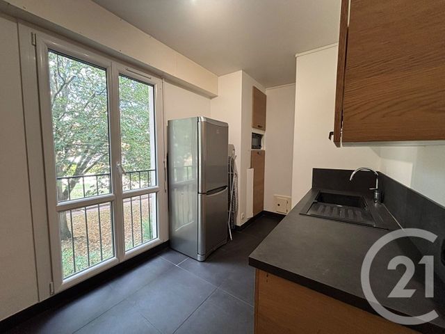Appartement F2 à vendre - 2 pièces - 54.17 m2 - AVON - 77 - ILE-DE-FRANCE - Century 21 Parc & Château