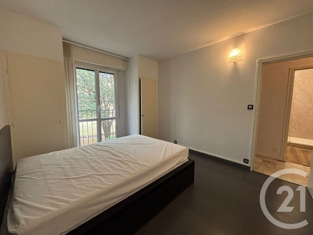 Appartement F2 à vendre - 2 pièces - 54.17 m2 - AVON - 77 - ILE-DE-FRANCE - Century 21 Parc & Château