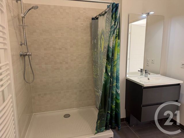 Appartement F2 à vendre - 2 pièces - 46.83 m2 - AVON - 77 - ILE-DE-FRANCE - Century 21 Parc & Château