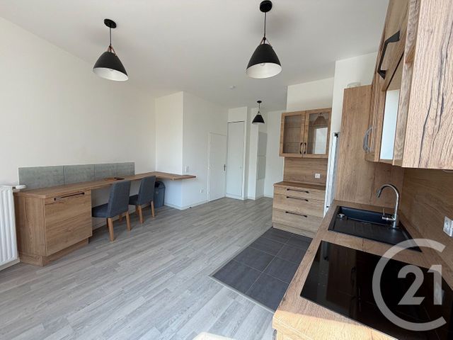 Appartement F2 à vendre - 2 pièces - 46.83 m2 - AVON - 77 - ILE-DE-FRANCE - Century 21 Parc & Château